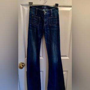GUESS flare jeans size 24 —pristine condition NWOT